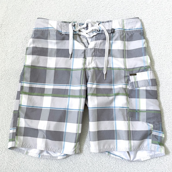 Free World Men’s Swim Suite Trunks White Grey Stripe Size Small No Tag - Picture 1 of 3